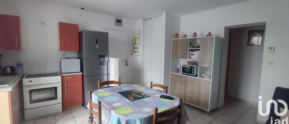 Appartement 3 pièces de 53 m² à Fougères (35300)