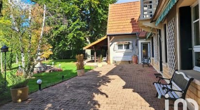 House 10 rooms of 267 m² in Yzeure (03400)