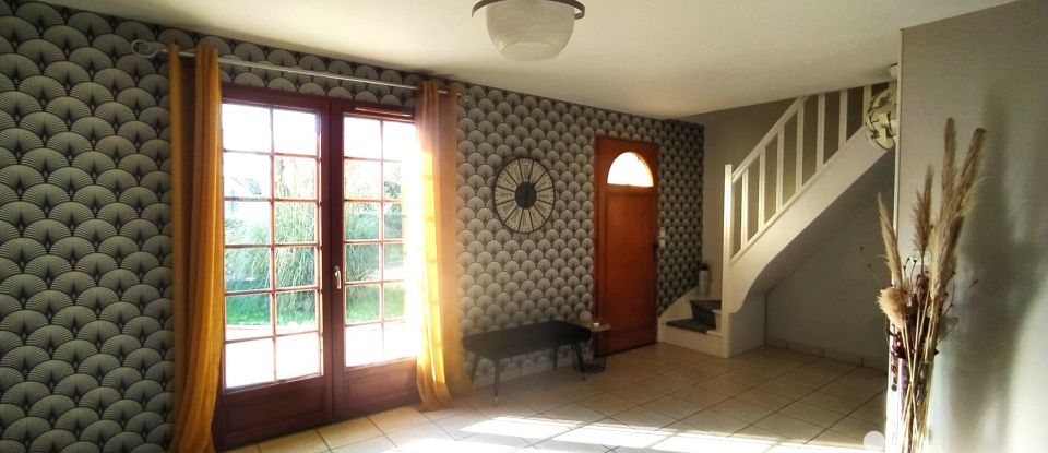 House 5 rooms of 107 m² in Beaugency (45190)