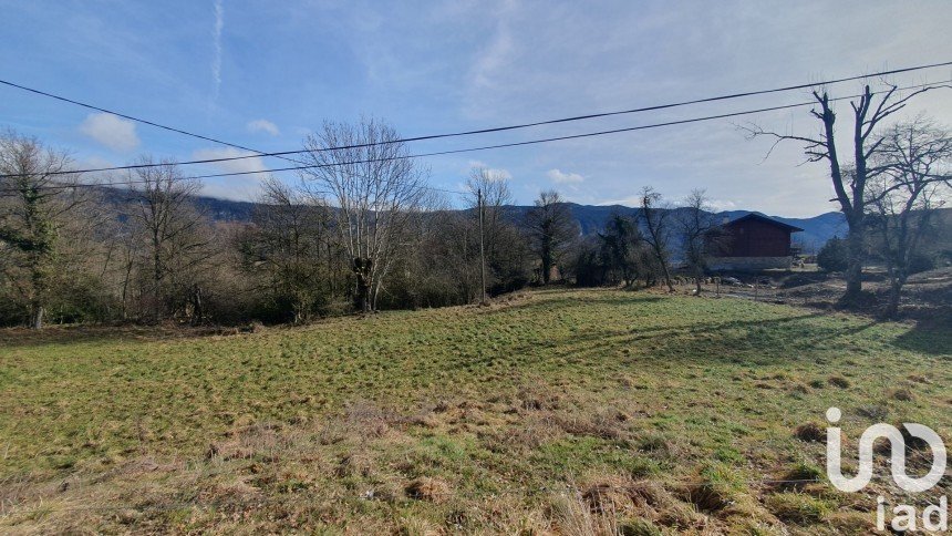 Land of 1,869 m² in Saint-Martin-en-Vercors (26420)