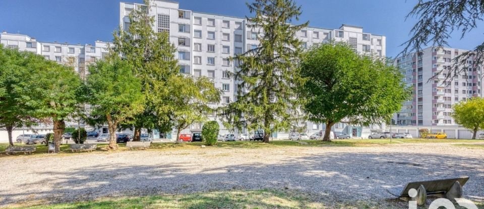 Appartement 4 pièces de 66 m² à Le Pont-de-Claix (38800)