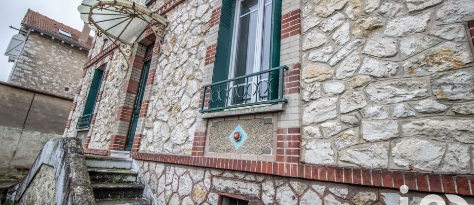 Traditional house 4 rooms of 68 m² in Moret Loing et Orvanne (77250)