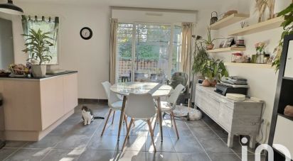 Maison 4 pièces de 70 m² à Peyrolles-en-Provence (13860)