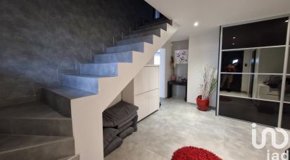 Maison 7 pièces de 160 m² à Arry (57680)