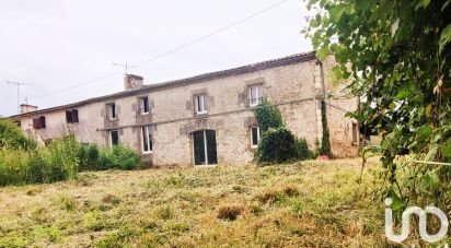 Maison traditionnelle 4 pièces de 156 m² à Saint-Sulpice-de-Cognac (16370)