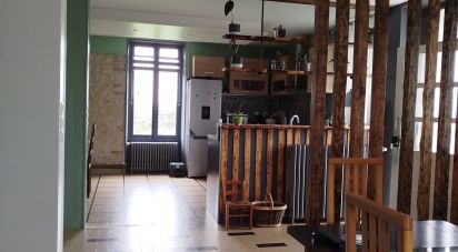 House 7 rooms of 211 m² in Binas (41240)