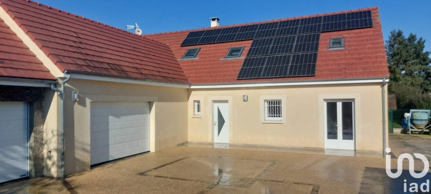 Maison 7 pièces de 167 m² à Corquilleroy (45120)