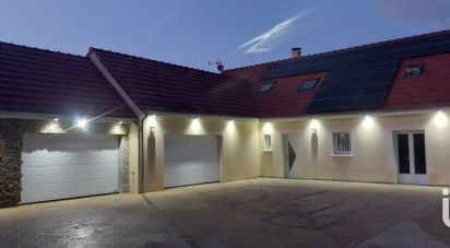 Maison 7 pièces de 167 m² à Corquilleroy (45120)