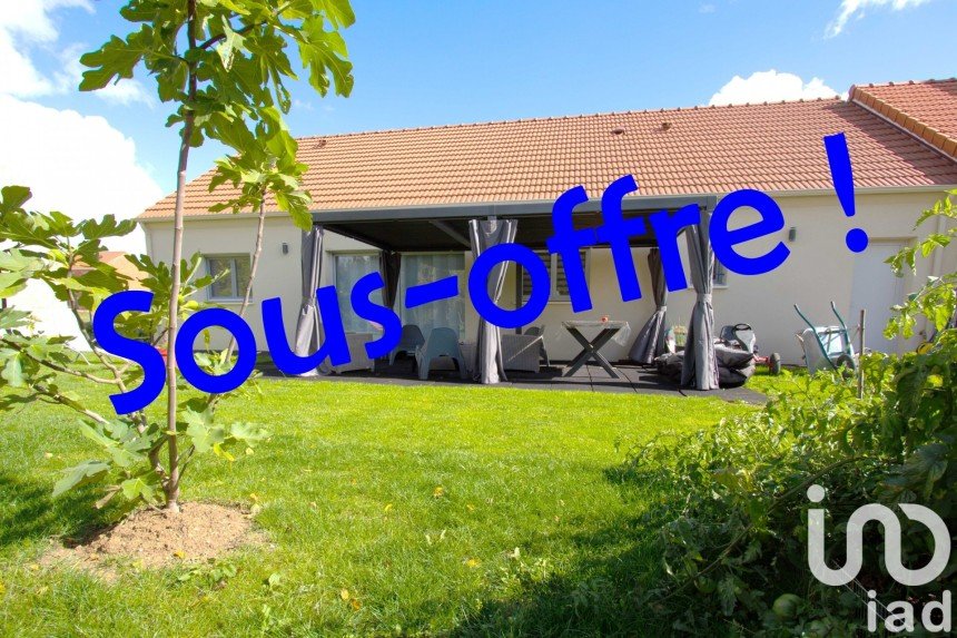 Traditional house 5 rooms of 96 m² in Ormes (51370)