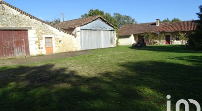 Longère 7 pièces de 180 m² à Sainte-Croix-de-Mareuil (24340)