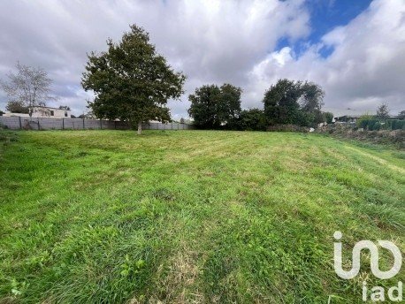 Land of 1,754 m² in Landerneau (29800)