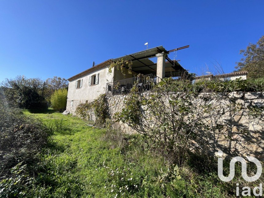 Maison traditionnelle 3 pièces de 92 m² à Mons (83440)