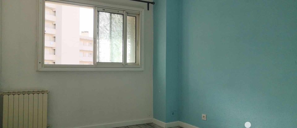 Appartement 4 pièces de 68 m² à Toulon (83200)