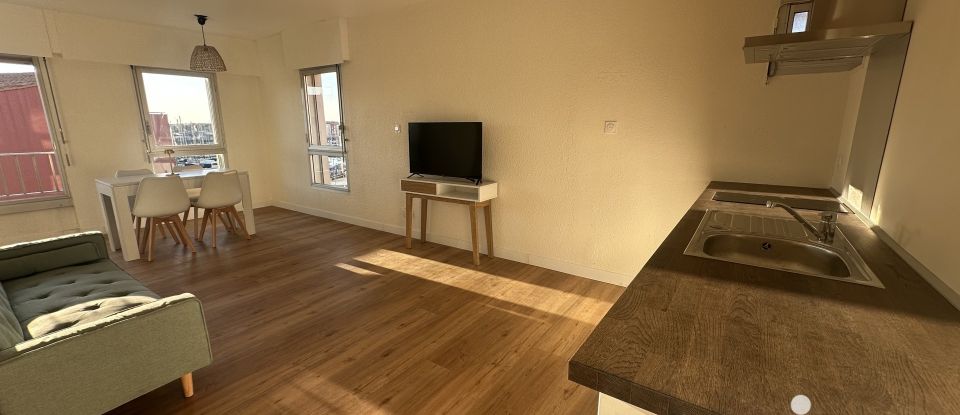 Apartment 1 room of 27 m² in - (34300)