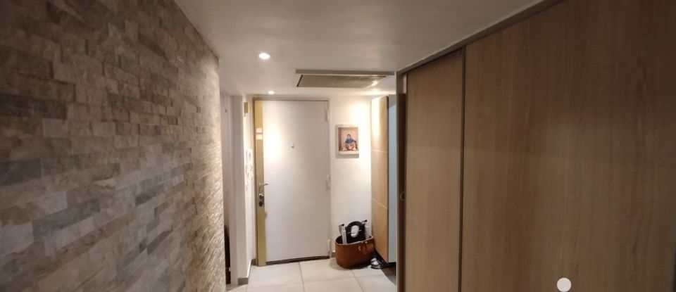 Apartment 4 rooms of 76 m² in Toulon (83000)