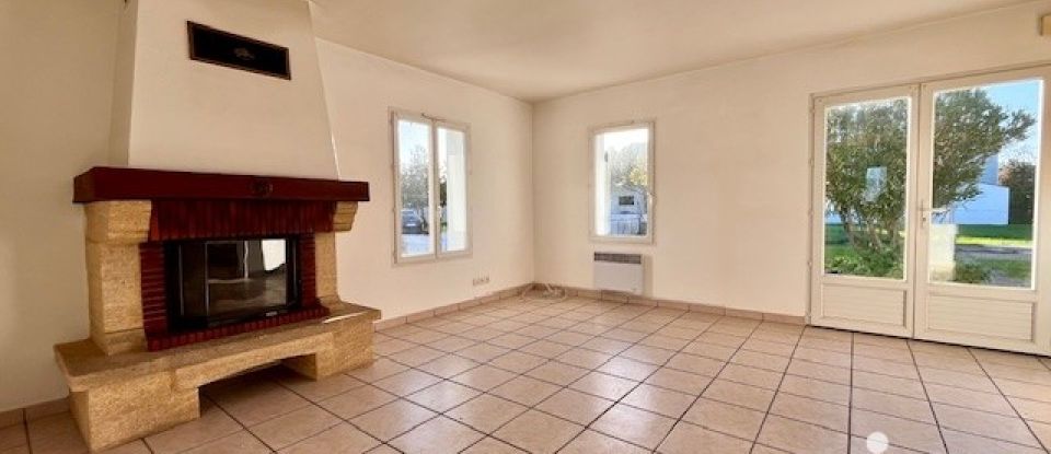 Maison 4 pièces de 71 m² à Barbâtre (85630)