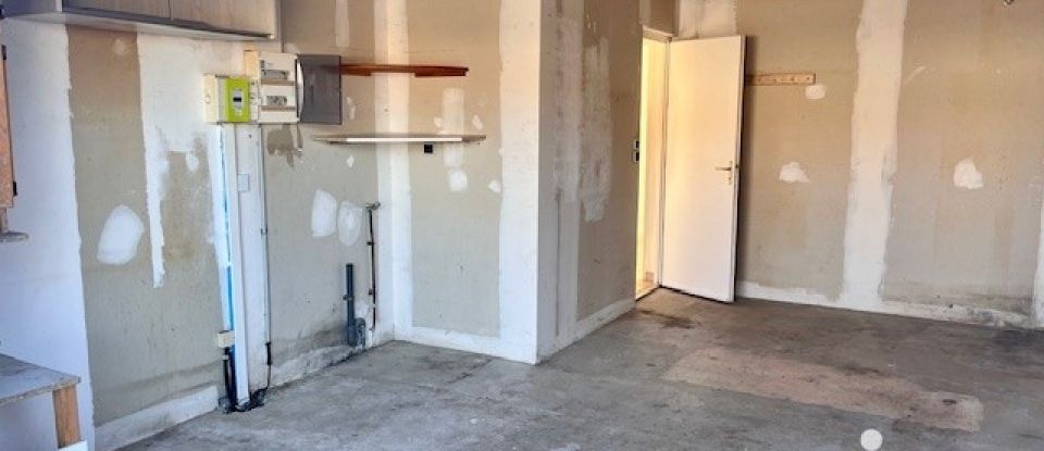 Maison 4 pièces de 71 m² à Barbâtre (85630)