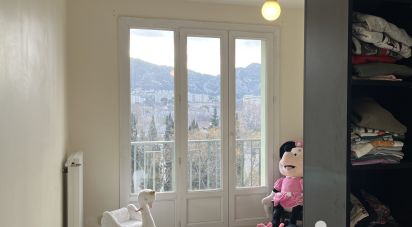 Apartment 3 rooms of 60 m² in Marseille (13011)