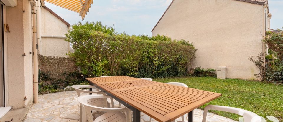 Maison 7 pièces de 145 m² à Chevilly-Larue (94550)