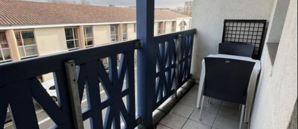 Apartment 1 room of 22 m² in La Rochelle (17000)