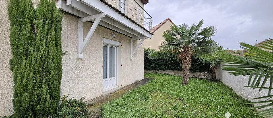 Maison 5 pièces de 112 m² à Pau (64000)