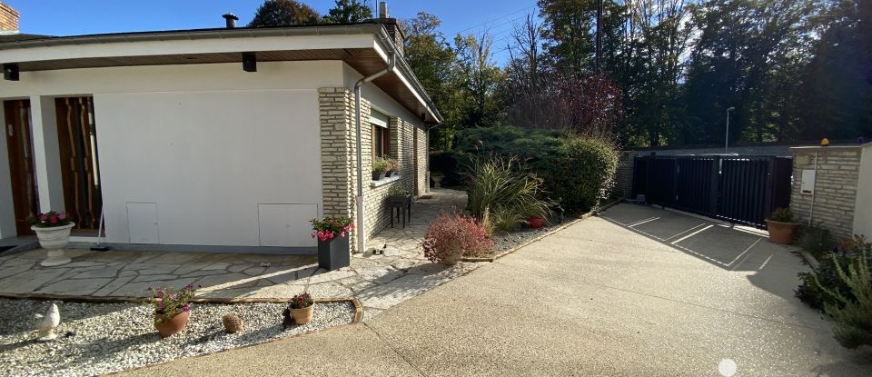 Maison traditionnelle 5 pièces de 118 m² à Saint-Fargeau-Ponthierry (77310)