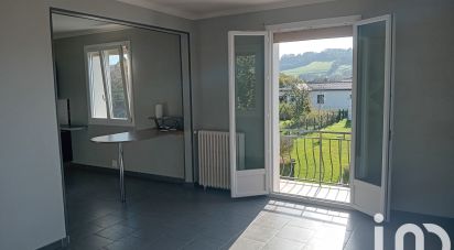 Maison 4 pièces de 76 m² à Arpajon-sur-Cère (15130)