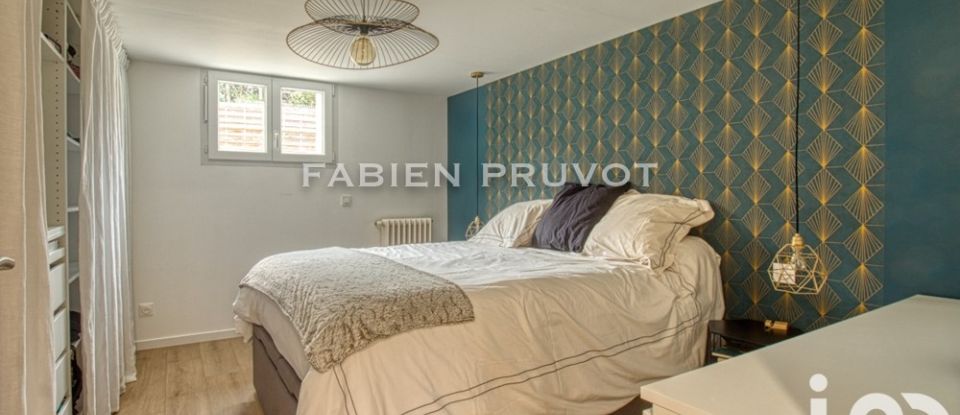 House 6 rooms of 114 m² in Herblay-sur-Seine (95220)