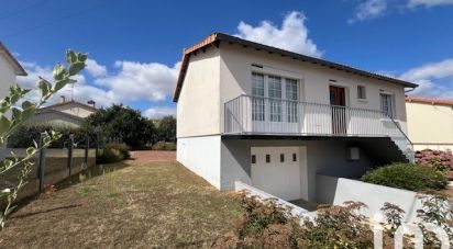 Pavillon 4 pièces de 78 m² à Thouars (79100)