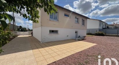 Pavillon 4 pièces de 78 m² à Thouars (79100)