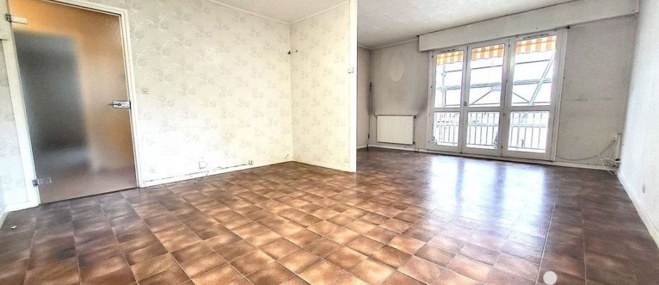 Appartement 3 pièces de 77 m² à Saint-Chamond (42400)