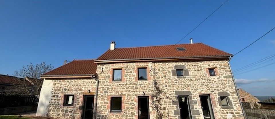 Maison traditionnelle 5 pièces de 126 m² à Montcel (63460)