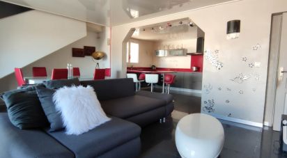 House 6 rooms of 115 m² in Marseille (13013)