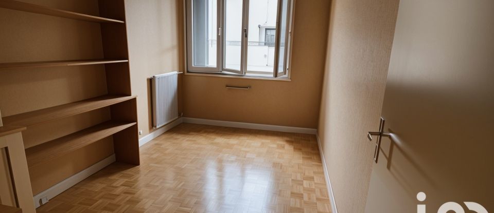 Apartment 5 rooms of 97 m² in Vichy (03200)