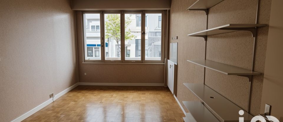 Apartment 5 rooms of 97 m² in Vichy (03200)