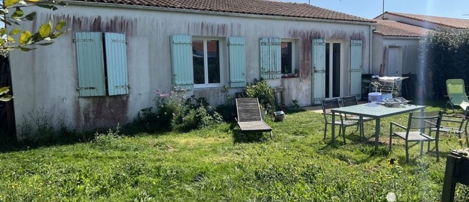 House 5 rooms of 75 m² in Saint-Pierre-d'Oléron (17310)