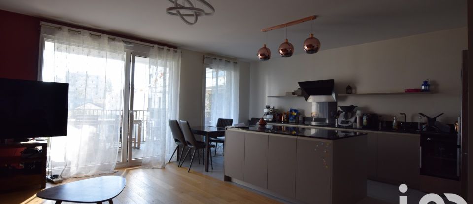 Appartement 4 pièces de 86 m² à Suresnes (92150)