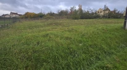 Land of 1,335 m² in Le Breuil (51210)