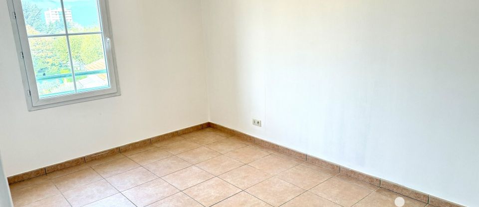 Appartement 7 pièces de 120 m² à Montélimar (26200)