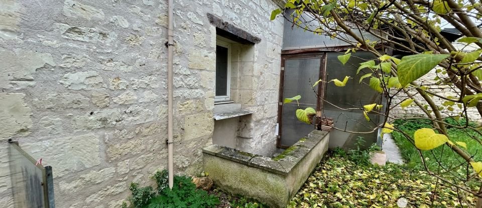 House 5 rooms of 220 m² in Saint-Nicolas-de-Bourgueil (37140)