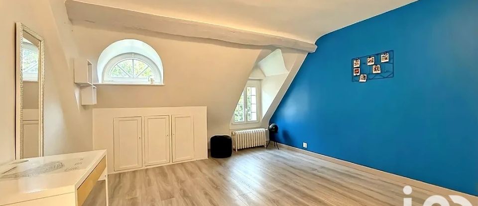 Longère 8 pièces de 210 m² à Choisy-au-Bac (60750)