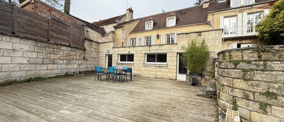 Longère 8 pièces de 210 m² à Choisy-au-Bac (60750)