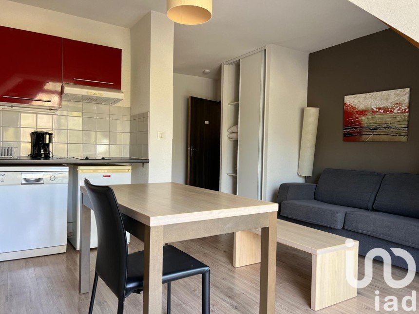 Apartment 2 rooms of 33 m² in Entraygues-sur-Truyère (12140)