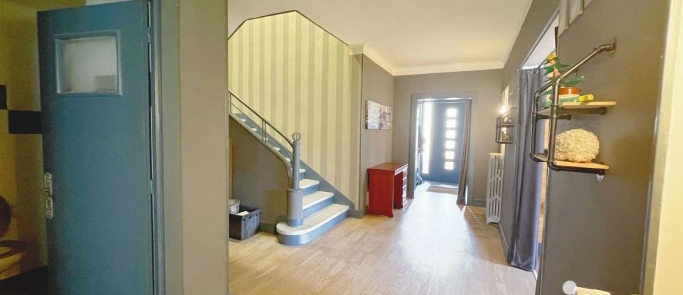 Maison de ville 6 pièces de 198 m² à Châtel-sur-Moselle (88330)