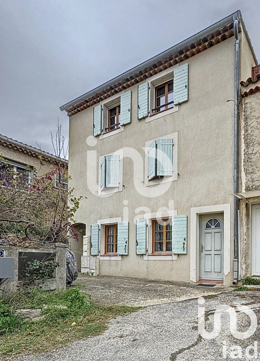 Apartment 3 rooms of 59 m² in Saint-Mitre-les-Remparts (13920)