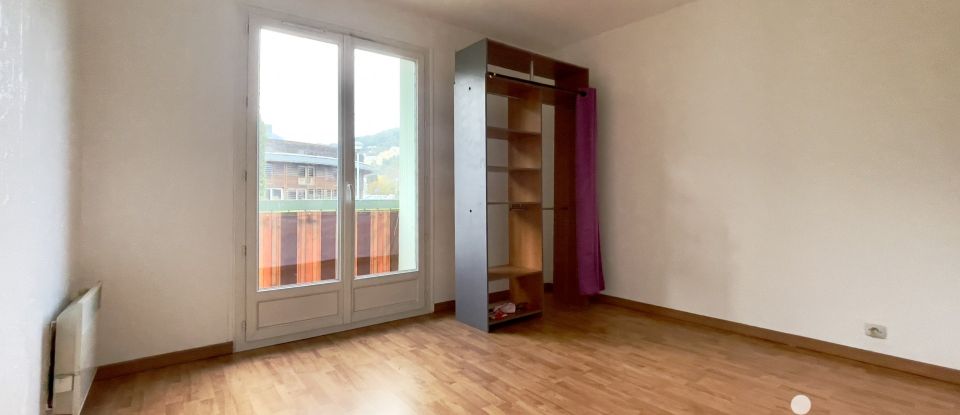 Appartement 4 pièces de 82 m² à Contes (06390)