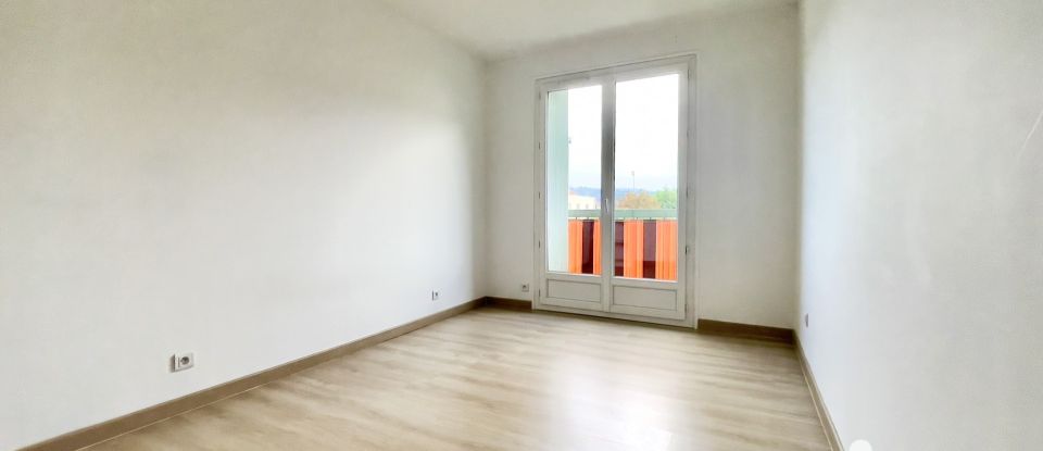 Appartement 4 pièces de 82 m² à Contes (06390)