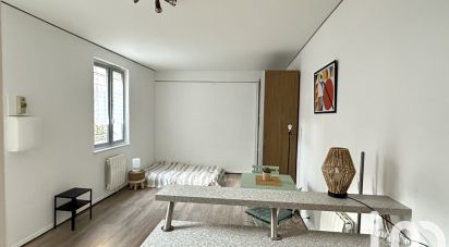 Studio 1 pièce de 27 m² à Montreuil (93100)