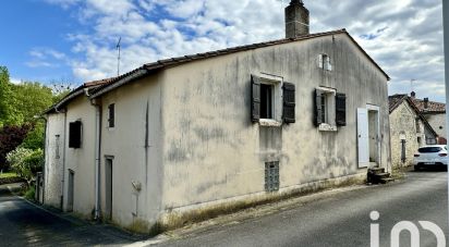 Maison 2 pièces de 52 m² à Aigre (16140)