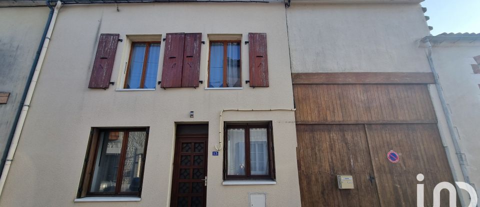 Town house 5 rooms of 101 m² in Aigre (16140)